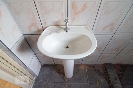 Banheiro da Suíte de casa à venda com 2 quartos, 90m² em Jardim Moreira, Guarulhos