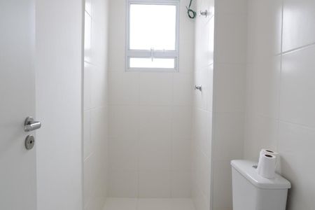 Banheiro de apartamento à venda com 1 quarto, 26m² em Vila Ema, São Paulo