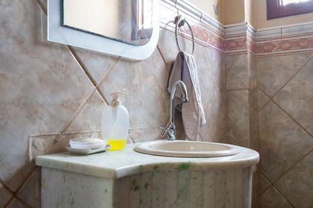 Lavabo de casa à venda com 3 quartos, 180m² em Campo Novo, Porto Alegre