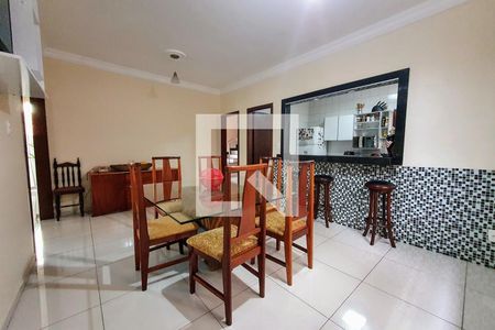 Casa para alugar com 4 quartos, 325m² em Santa Rosa, Belo Horizonte