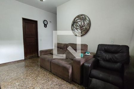 Casa para alugar com 3 quartos, 320m² em São Luiz, Belo Horizonte