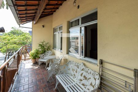 Varanda da Sala de casa para alugar com 4 quartos, 368m² em Dona Clara, Belo Horizonte
