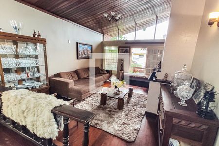 Sala de casa à venda com 4 quartos, 295m² em Rio dos Sinos, São Leopoldo