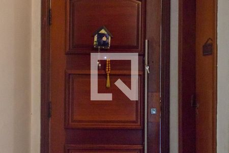 Entrada de casa à venda com 6 quartos, 420m² em Alphaville, Santana de Parnaíba