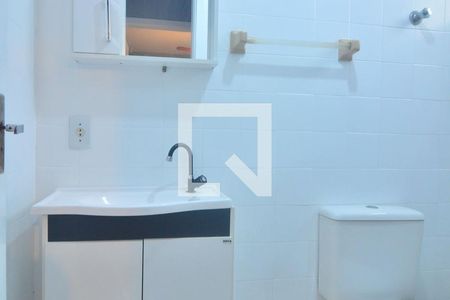 Banheiro de apartamento à venda com 1 quarto, 60m² em Centro, Canoas