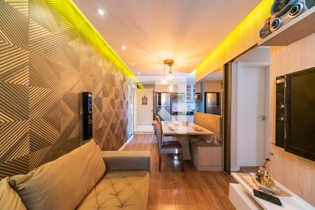 Sala de apartamento à venda com 2 quartos, 44m² em Parque Sao Vicente, Santo André