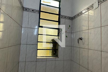 Banheiro de casa à venda com 2 quartos, 75m² em Centro, São Leopoldo