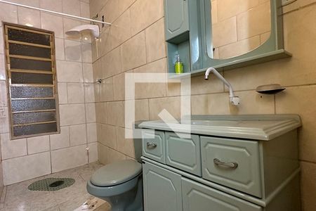 Banheiro de casa à venda com 1 quarto, 50m² em Centro, São Leopoldo
