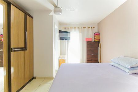 Suíte 1 de casa à venda com 2 quartos, 105m² em Vila Carmosina, São Paulo