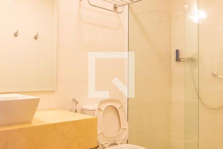 Banheiro da Suite de apartamento para alugar com 1 quarto, 35m² em Ribeirânia, Ribeirão Preto