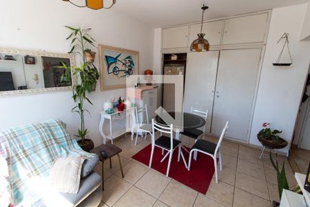 Sala de apartamento à venda com 1 quarto, 64m² em Centro, Campinas