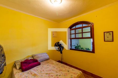 Quarto 1 de casa à venda com 3 quartos, 300m² em Vila Carmosina, São Paulo
