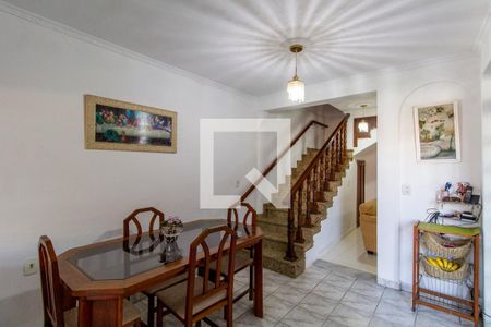 Sala de Jantar  de casa à venda com 3 quartos, 300m² em Vila Carmosina, São Paulo