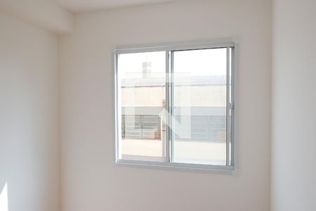 Quarto 1 de apartamento para alugar com 2 quartos, 32m² em Parque Fongaro, São Paulo