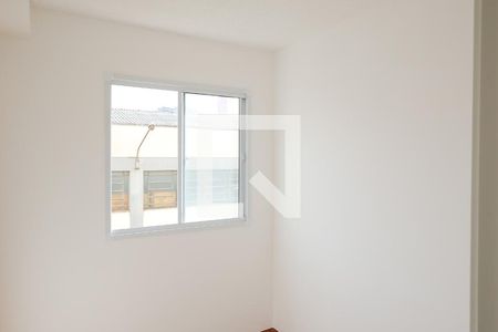 Quarto 1 de apartamento para alugar com 2 quartos, 32m² em Parque Fongaro, São Paulo