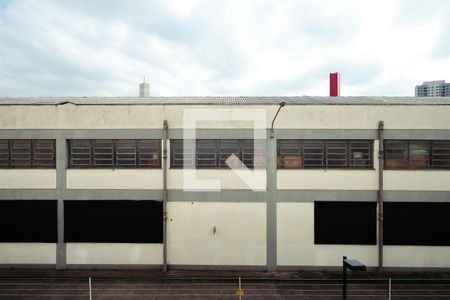 Vista Quarto 1 de apartamento para alugar com 2 quartos, 32m² em Parque Fongaro, São Paulo