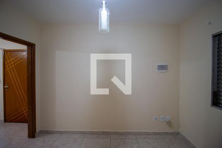Quarto 1 de casa à venda com 2 quartos, 60m² em Vila Carmosina, São Paulo