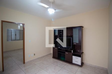 Sala de casa à venda com 2 quartos, 60m² em Vila Carmosina, São Paulo