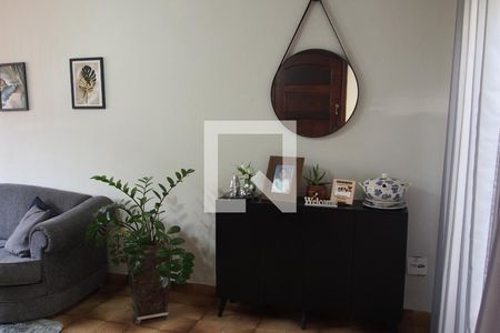 Sala  de casa à venda com 2 quartos, 163m² em Vila Vianelo, Jundiaí