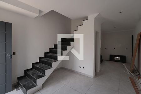 Sala de apartamento para alugar com 2 quartos, 79m² em Guaiauna, São Paulo