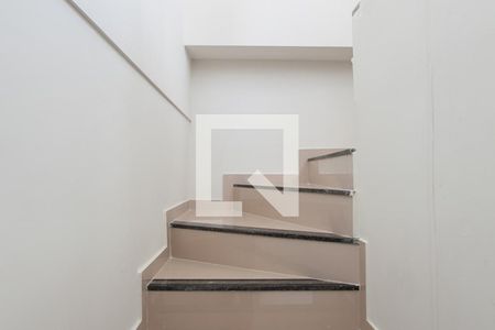 Escada de apartamento à venda com 2 quartos, 108m² em Coqueiros, Belo Horizonte