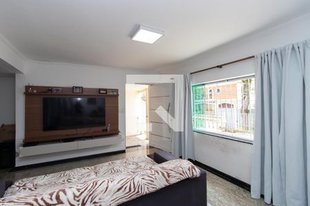 Sala de casa à venda com 5 quartos, 300m² em Tremembé, São Paulo