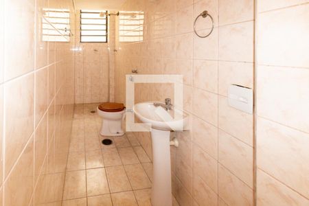 Banheiro de kitnet/studio à venda com 1 quarto, 18m² em Água Branca, São Paulo