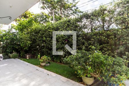 Vista da Sala de casa de condomínio à venda com 3 quartos, 370m² em Alphaville, Santana de Parnaíba