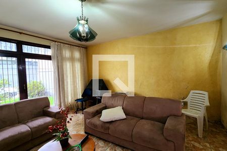 Sala de casa à venda com 2 quartos, 360m² em Vila Vianelo, Jundiaí