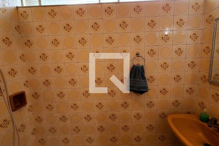 Banheiro da Suíte de casa à venda com 2 quartos, 360m² em Vila Vianelo, Jundiaí