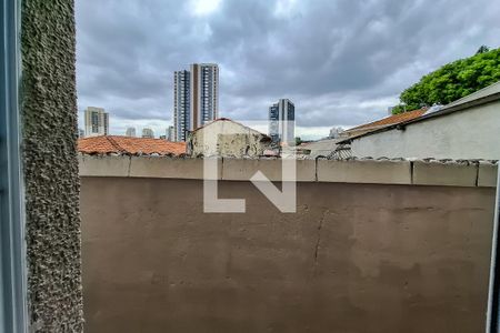 Vista Quarto de apartamento para alugar com 1 quarto, 30m² em Vila Firmiano Pinto, São Paulo