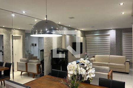 Casa à venda com 3 quartos, 250m² em Jardim Peri, São Paulo