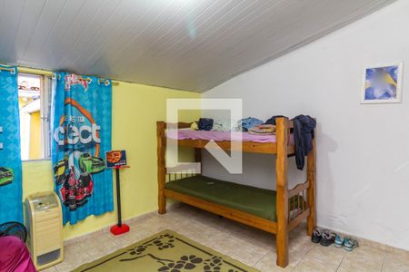 Quarto 1 de casa à venda com 2 quartos, 400m² em Vila Carmosina, São Paulo