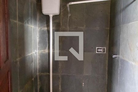 Banheiro de casa à venda com 1 quarto, 40m² em Fonseca, Niterói
