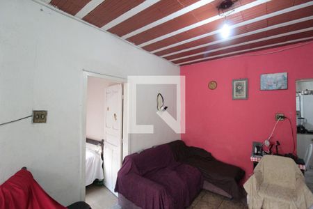 Sala de casa à venda com 3 quartos, 105m² em Primeiro de Maio, Belo Horizonte
