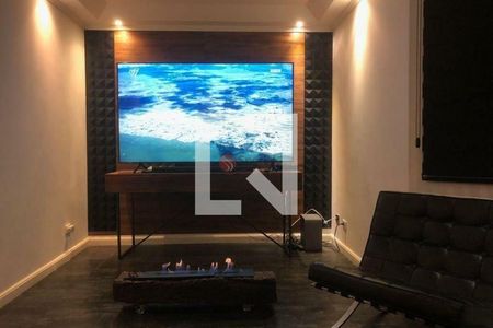 Casa à venda com 3 quartos, 240m² em Jardim Peri, São Paulo
