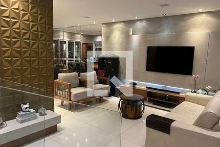 Casa à venda com 3 quartos, 240m² em Jardim Peri, São Paulo
