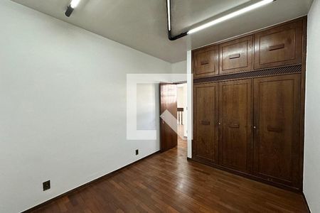 Casa para alugar com 5 quartos, 348m² em Pampulha, Belo Horizonte