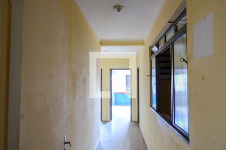 Corredor de casa para alugar com 9 quartos, 463m² em Nossa Senhora do O, São Paulo