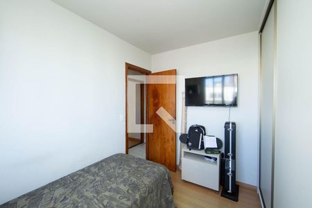 Quarto 2 de apartamento à venda com 3 quartos, 150m² em Alto Caiçaras, Belo Horizonte