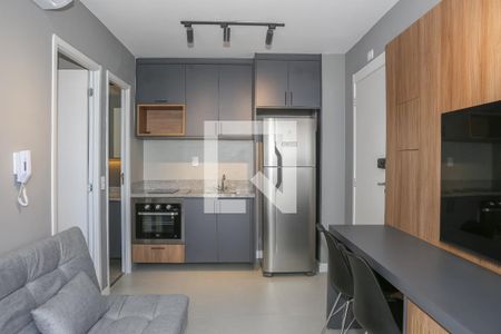 Sala e Cozinha de apartamento à venda com 1 quarto, 29m² em Vila Romana, São Paulo