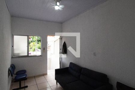 Casa à venda com 2 quartos, 180m² em Neves, Niterói