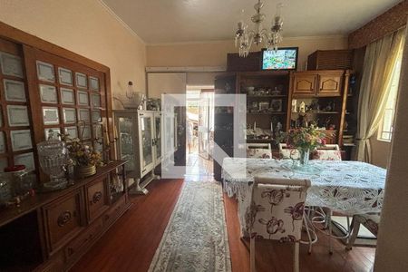 Casa à venda com 4 quartos, 218m² em Centro, São Leopoldo
