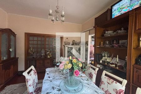 Casa à venda com 4 quartos, 218m² em Centro, São Leopoldo