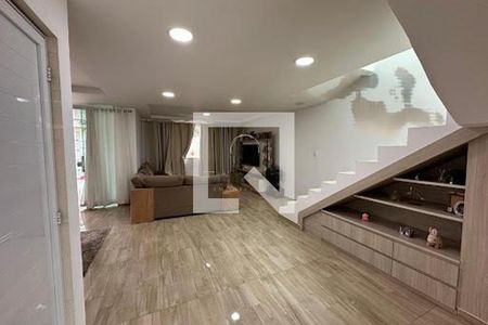 Casa à venda com 4 quartos, 270m² em Recreio dos Bandeirantes, Rio de Janeiro