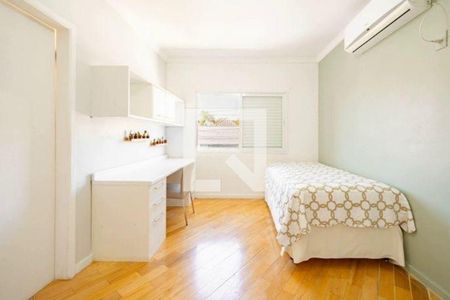Casa à venda com 4 quartos, 278m² em Residencial Tres (Alphaville), Santana de Parnaíba