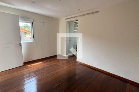 Casa à venda com 5 quartos, 380m² em Residencial Tres (Alphaville), Santana de Parnaíba