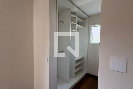 Casa à venda com 5 quartos, 380m² em Residencial Tres (Alphaville), Santana de Parnaíba