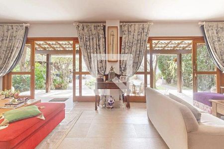 Casa à venda com 4 quartos, 320m² em Residencial Tres (Alphaville), Santana de Parnaíba