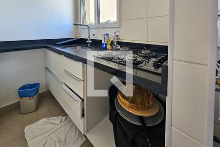 Sala/Cozinha de apartamento à venda com 2 quartos, 56m² em Casa Branca, Santo André